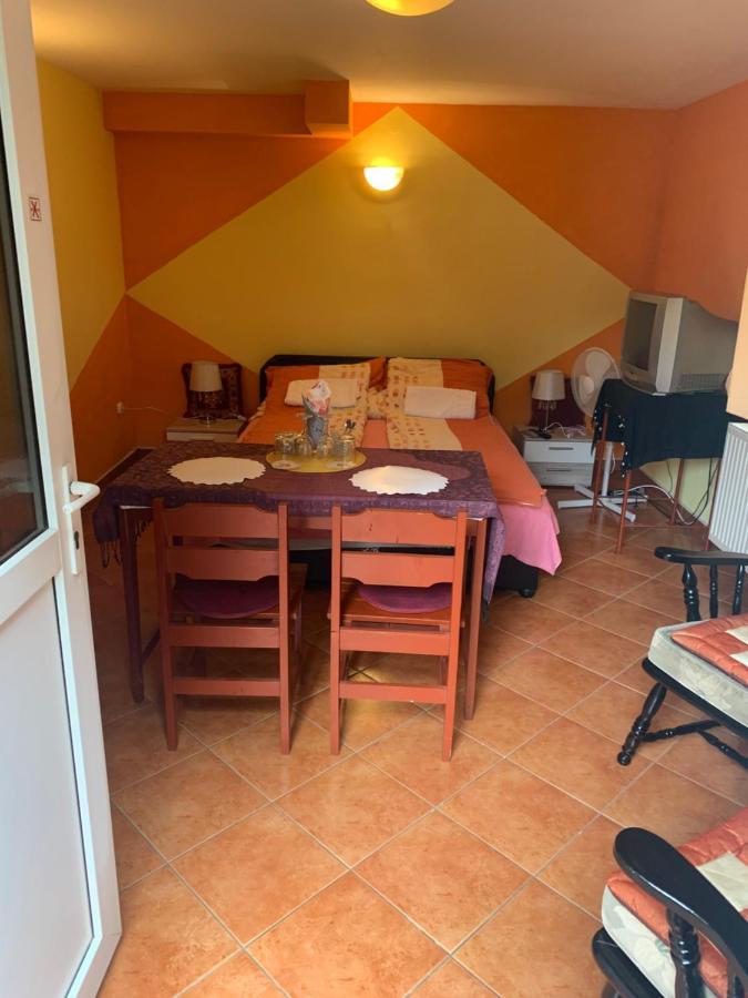 Fonix Apartman Διαμέρισμα Keszthely Εξωτερικό φωτογραφία